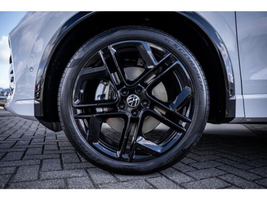 Volkswagen Tiguan R-Line Edition - eHybrid | 'App-Connect' draadloze smartphone integratie | Automatische afstandsr... ActivLease financial lease