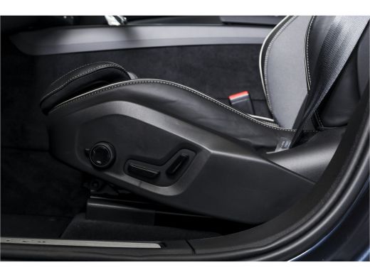 Volvo  XC60 2.0 T6 Plug-in hybrid AWD Ultra Black Edition | S/K Panodak | Head-up | 360 Camera | Harman/Kardo... ActivLease financial lease