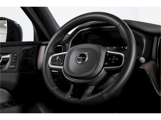 Volvo  XC60 2.0 T8 Plug-in hybrid AWD Plus Black Edition | S/K Panodak | Elek. Trekhaak | 360 Camera | Head-U... ActivLease financial lease