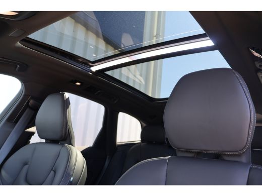 Volvo  XC60 T6 Plus Black Edition Recharge Plug-In Hybrid AWD | Harman Kardon | Head Up Display | BLIS | Trek... ActivLease financial lease