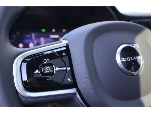 Volvo  XC60 T6 Plus Black Edition Recharge Plug-In Hybrid AWD | Harman Kardon | Head Up Display | BLIS | Trek... ActivLease financial lease
