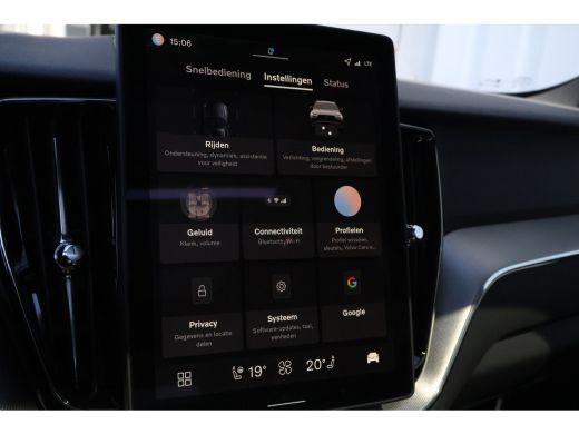 Volvo  XC60 T6 Plus Black Edition Recharge Plug-In Hybrid AWD | Harman Kardon | Head Up Display | BLIS | Trek... ActivLease financial lease