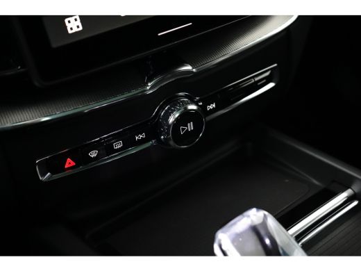 Volvo  XC60 T6 Recharge AWD Plus Black Edition | Facelift | Nappa Leder | Head-Up | 360&deg; | Harman/Kardon | Pa... ActivLease financial lease