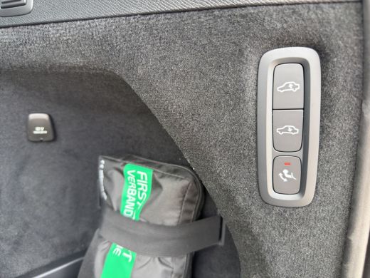 Volvo  XC90 2.0 T8 Plug-in hybrid AWD Ultra Black Ed. Exec. Trekhaak | Stoel ventilatie en verwarming | Panor... ActivLease financial lease