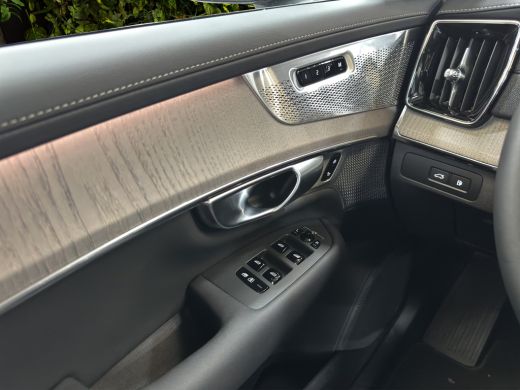 Volvo  XC90 2.0 T8 Plug-in hybrid AWD Ultra Dark Full option | Luchtvering | Bowers&Wilkins | Stoelmassage/ve... ActivLease financial lease
