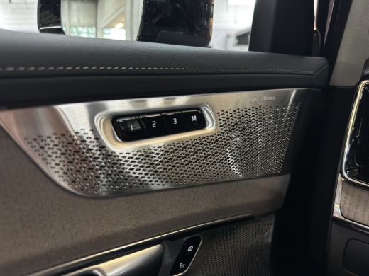 Volvo  XC90 2.0 T8 Plug-in hybrid AWD Ultra Dark Full option | Luchtvering | Bowers&Wilkins | Stoelmassage/ve... ActivLease financial lease