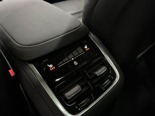 Volvo  XC90 2.0 T8 Plug-in hybrid AWD Ultra Dark Full option | Luchtvering | Bowers&Wilkins | Stoelmassage/ve... ActivLease financial lease