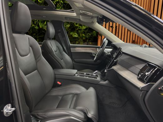 Volvo  XC90 2.0 T8 Plug-in hybrid AWD Ultra Dark Full option | Luchtvering | Bowers&Wilkins | Stoelmassage/ve... ActivLease financial lease