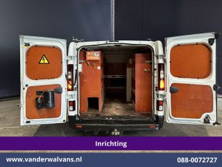 Renault Trafic 2.0 dCi 120pk L2H1 inrichting Euro6 Airco | Navigatie | Camera | LED | Trekhaak Cruisecontrol, Pa...