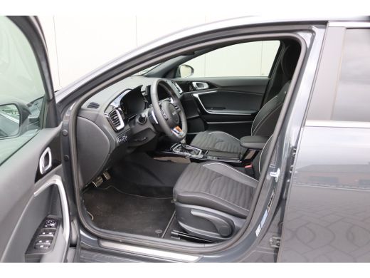 Kia Ceed 1.5 T-GDi 140PK Automaat GT-Line 12-2025!/Navigatie/Adapt.-cruise/Keyfree/Winter-pack ActivLease financial lease