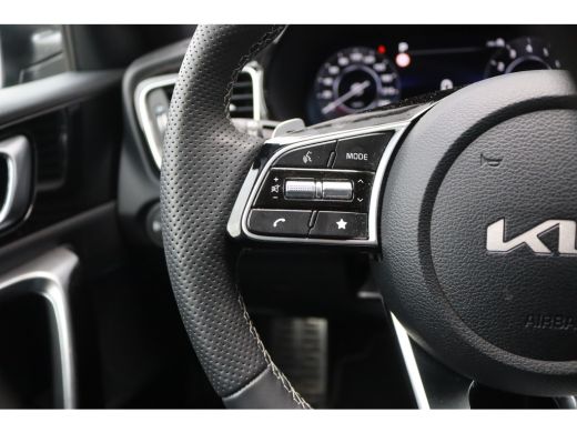 Kia Ceed 1.5 T-GDi 140PK Automaat GT-Line 12-2025!/Navigatie/Adapt.-cruise/Keyfree/Winter-pack ActivLease financial lease