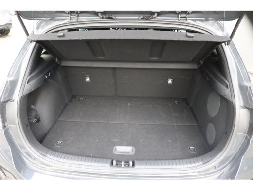 Kia Ceed 1.5 T-GDi 140PK Automaat GT-Line 12-2025!/Navigatie/Adapt.-cruise/Keyfree/Winter-pack ActivLease financial lease