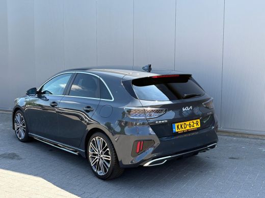 Kia Ceed 1.5 T-GDi 140PK Automaat GT-Line 12-2025!/Navigatie/Adapt.-cruise/Keyfree/Winter-pack ActivLease financial lease