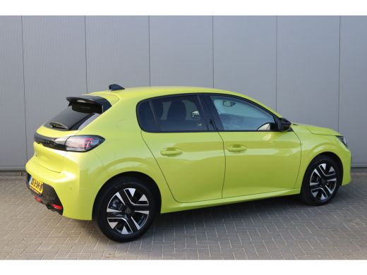 Peugeot 208 1.2 PureT. 100PK Allure Carplay-android/Parkeerhulp/Cruise-control ActivLease financial lease