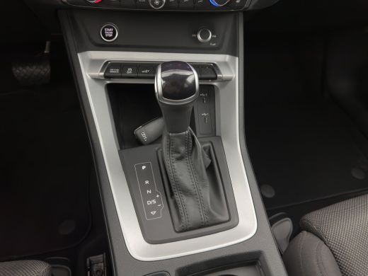 Audi Q3 45 TFSI e Advanced Edition (Plug-in) {SoH-90%} (INCL-BTW) Aut. *FULL-LED | HEATED-SPORTSEATS | DI... ActivLease financial lease
