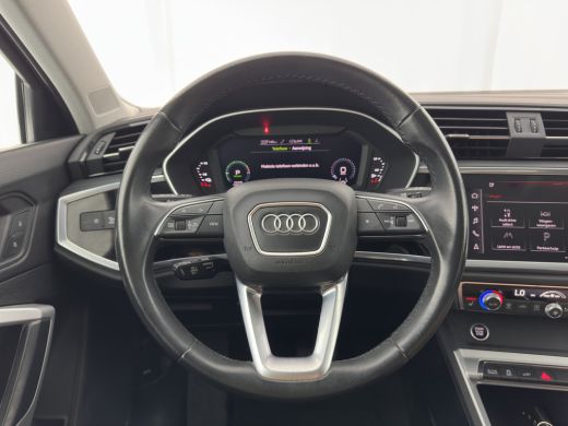 Audi Q3 45 TFSI e Advanced Edition (Plug-in) {SoH-90%} (INCL-BTW) Aut. *FULL-LED | HEATED-SPORTSEATS | DI... ActivLease financial lease