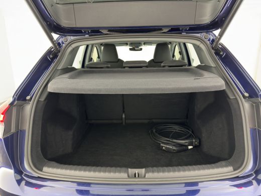 Audi Q4 e-tron 40 Launch Edition Advanced 77 kWh [ 3-Fase-11kW ] {SoH-93%} (INCL-BTW) Aut. *NAVI-FULLMAP | MATRI... ActivLease financial lease