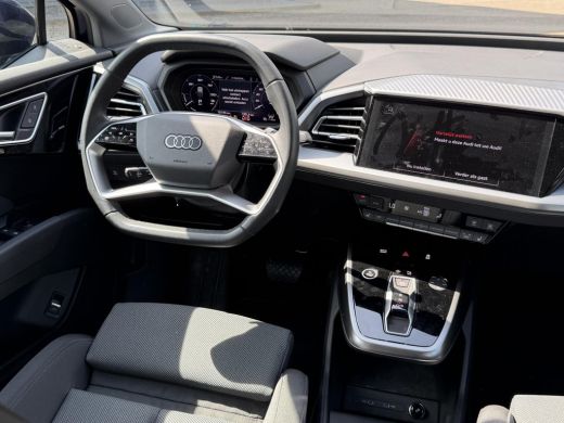 Audi Q4 Sportback e-tron 45 Edition 82 kWh VAN: 44.900,- VOOR: 41.877,- UW WKVOORDEEL: 3.023,-|S-LINE| 10.000KM! | STOELVE... ActivLease financial lease