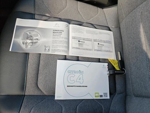Citroën &euml;-C4 Feel Pack 50 kWh | Achterbank in delen neerklapbaar | Achteropkomend verkeer waarschuwing | Achte... ActivLease financial lease