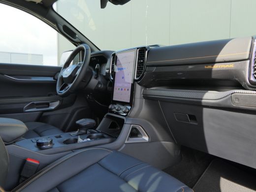 Ford Ranger 2.3 Wildtrak Double Cab PHEV | Custom RVS uitlaat | 20'' | Wielkastverbreders | Camera | Adaptive... ActivLease financial lease