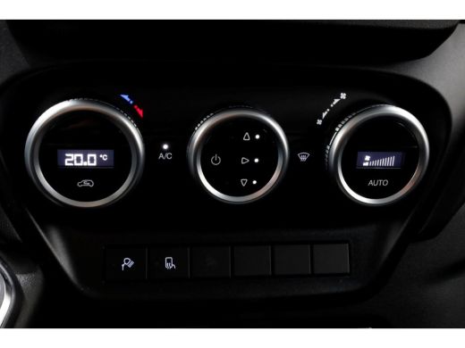 Iveco Daily 35S21 3.0 210pk L2H2 HiMatic Automaat LED/Airco/Trekhaak 3500kg NIEUW 11-2024 ActivLease financial lease