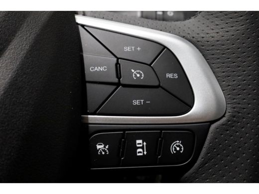 Iveco Daily 35S21 3.0 210pk L2H2 HiMatic Automaat LED/Airco/Trekhaak 3500kg NIEUW 11-2024 ActivLease financial lease
