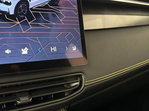 Lynk & Co 01 Core | Stoelverwarming | Parkeercamera | Apple Carplay/Android Auto | ActivLease financial lease