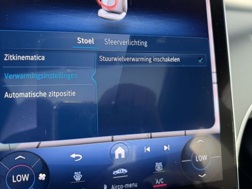 Mercedes-Benz GLC 200 4MATIC AMG Line ACC-Pano-Trekhaak-Stoel/stuur verw. ActivLease financial lease