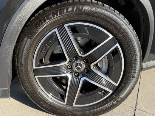 Mercedes-Benz GLC 200 4MATIC AMG Line ACC-Pano-Trekhaak-Stoel/stuur verw. ActivLease financial lease