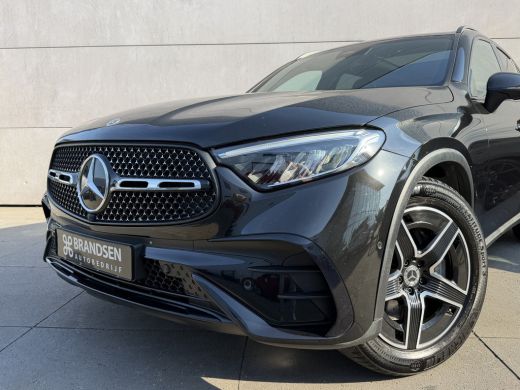 Mercedes-Benz GLC 200 4MATIC AMG Line ACC-Pano-Trekhaak-Stoel/stuur verw. ActivLease financial lease