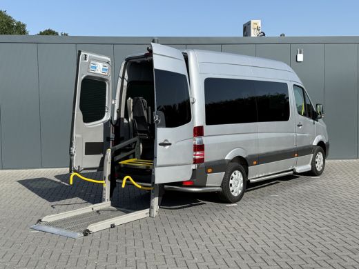 Mercedes-Benz Sprinter 314 CDI AUTOMAAT EURO 6 / FLEXI-TRANS ROLSTOELBUS + LIFT / L2H2 / 9 PERSOONS / CAMERA / AIRCO / P... ActivLease financial lease