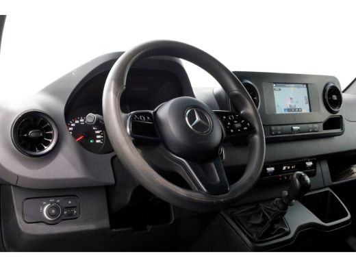 Mercedes-Benz Sprinter 316 CDI 163pk RWD L2H2 Airco/Navi/Camera/Trekhaak 3500kg 11-2018 ActivLease financial lease