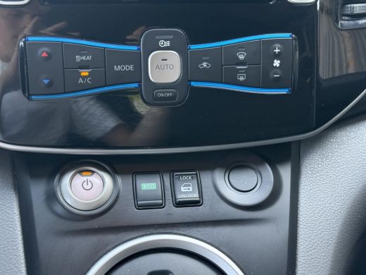 Nissan e-NV200 40 kWh 2.Zero Edition 7p SOH 82,4% / 2X Schuifdeur / Alle papieren Aanwezig / Stoel & Stuurverwar... ActivLease financial lease