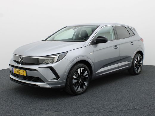 Opel Grandland 1.6 Turbo Plug-In Hybrid Level 3 | 360 Camera | Allseason banden | Stuur & Stoel verw. | Prijs Ri... ActivLease financial lease