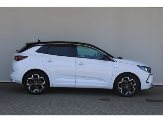 Opel Grandland 1.6 Turbo Plug-In Hybrid Ultimate | Matrix LED | 360 Camera | Alcantara bekleding | Voorruitverwa... ActivLease financial lease