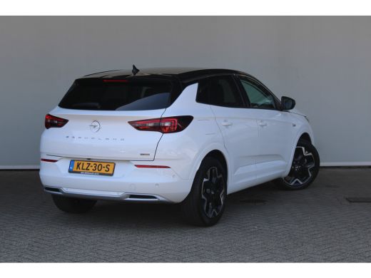 Opel Grandland 1.6 Turbo Plug-In Hybrid Ultimate | Matrix LED | 360 Camera | Alcantara bekleding | Voorruitverwa... ActivLease financial lease