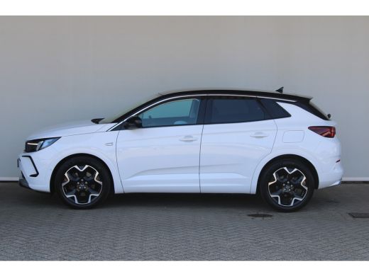 Opel Grandland 1.6 Turbo Plug-In Hybrid Ultimate | Matrix LED | 360 Camera | Alcantara bekleding | Voorruitverwa... ActivLease financial lease