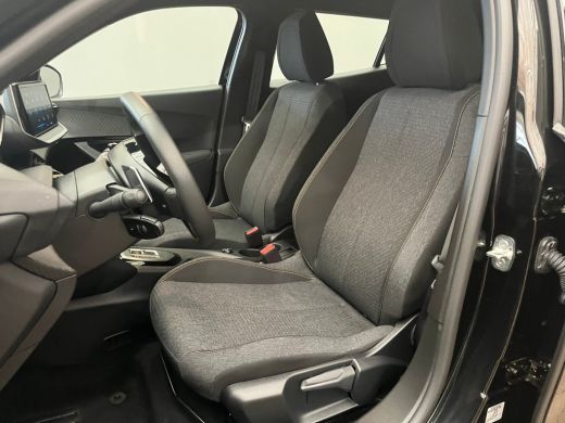 Peugeot 2008 1.2 Hybrid 136 Style Climate | Carplay | Cruise | Parkeersensoren Achter | LED | DAB | Airco (aut... ActivLease financial lease