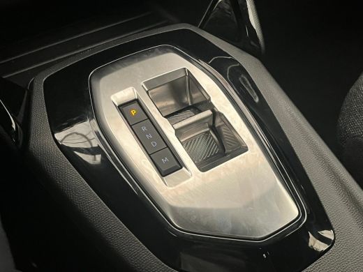 Peugeot 2008 1.2 Hybrid 136 Style Climate | Carplay | Cruise | Parkeersensoren Achter | LED | DAB | Airco (aut... ActivLease financial lease