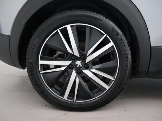 Peugeot 3008 1.6 HYbrid4 300 PK GT + PANORAMA | FOCAL AUDIO | 19 INCH | CAMERA | STOELVERW. ActivLease financial lease