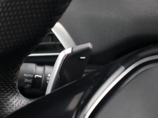 Peugeot 3008 1.6 HYbrid4 300 PK GT + PANORAMA | FOCAL AUDIO | 19 INCH | CAMERA | STOELVERW. ActivLease financial lease
