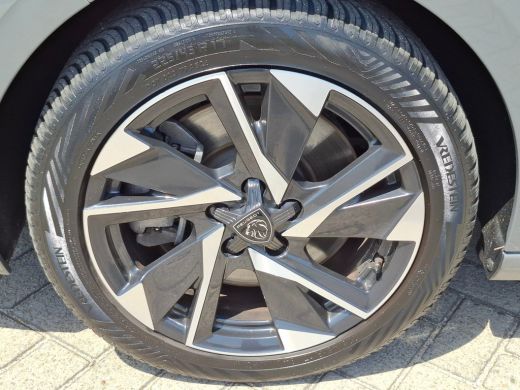 Peugeot 308 SW 1.6 HYbrid 180 Allure Pack Business | Achterbank in 3 delen neerklapbaar met skiluik | Achterb... ActivLease financial lease