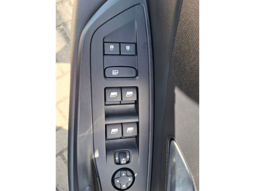 Peugeot 308 SW 1.6 HYbrid 180 Allure Pack Business | Achterbank in 3 delen neerklapbaar met skiluik | Achterb... ActivLease financial lease