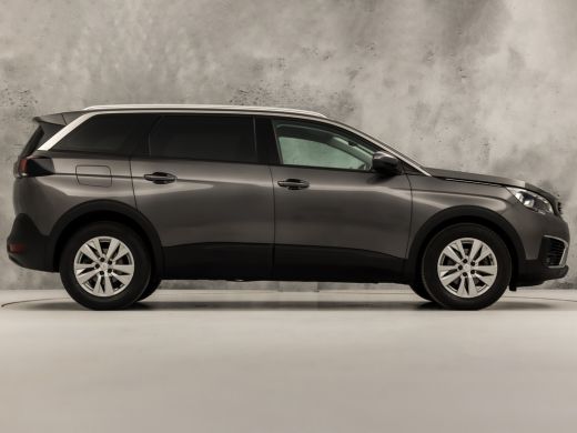 Peugeot 5008 1.2 PureTech Sport 7 Persoons (APPLE CARPLAY, GROOT NAVI, 360 CAMERA, GETINT GLAS, SPORTSTOELEN, ... ActivLease financial lease