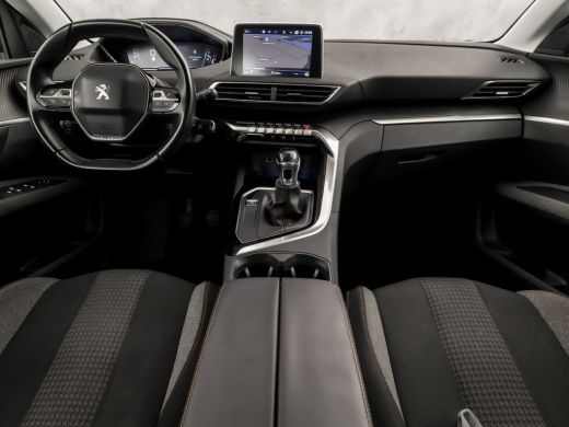 Peugeot 5008 1.2 PureTech Sport 7 Persoons (APPLE CARPLAY, GROOT NAVI, 360 CAMERA, GETINT GLAS, SPORTSTOELEN, ... ActivLease financial lease