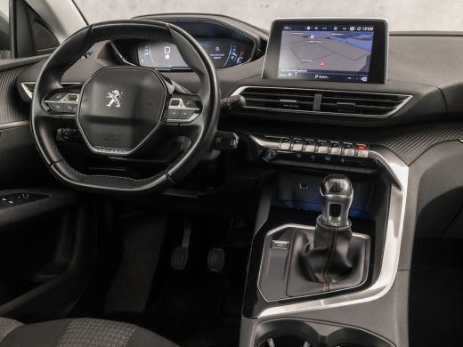 Peugeot 5008 1.2 PureTech Sport 7 Persoons (APPLE CARPLAY, GROOT NAVI, 360 CAMERA, GETINT GLAS, SPORTSTOELEN, ... ActivLease financial lease