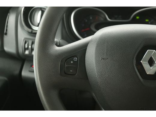 Renault Trafic 2.0 dCi 145PK L2H1 | Automaat | Airco | Cruise | Camera | 3 Zits | 2xSchuifdeur | Navi | Trekhaak ActivLease financial lease