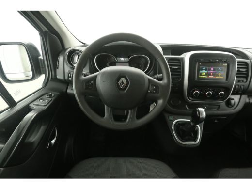 Renault Trafic 2.0 dCi 145PK L2H1 | Automaat | Airco | Cruise | Camera | 3 Zits | 2xSchuifdeur | Navi | Trekhaak ActivLease financial lease