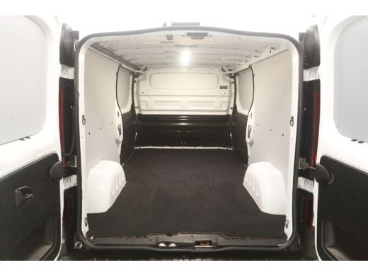 Renault Trafic 2.0 dCi 145PK L2H1 | Automaat | Airco | Cruise | Camera | 3 Zits | 2xSchuifdeur | Navi | Trekhaak ActivLease financial lease