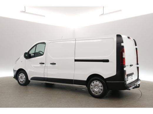 Renault Trafic 2.0 dCi 145PK L2H1 | Automaat | Airco | Cruise | Camera | 3 Zits | 2xSchuifdeur | Navi | Trekhaak ActivLease financial lease
